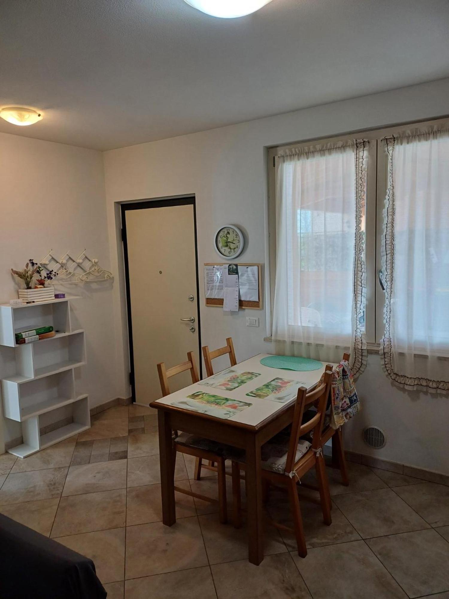 Cascina Legnago Bilocale A 6 Chilometri Da Salo' Lägenhet Villanuova sul clisi Exteriör bild